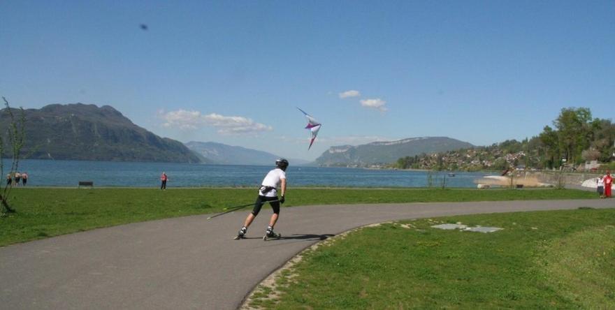 Le Lamartine, Vue Magnifique Face Au Lac Du Bourget Aix-les-Bains Exteriör bild